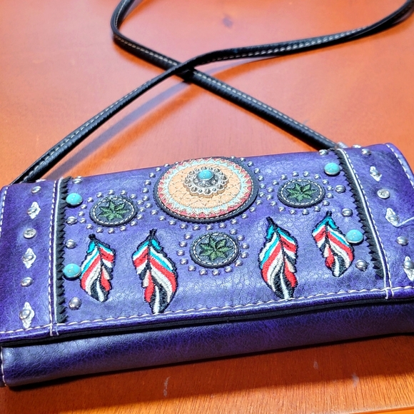 westren Handbags - Ladies cross over purse